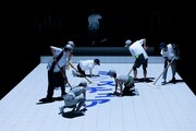 贅沢貧乏「ミクスチュア」より。(Photo by Hideto Maezawa)