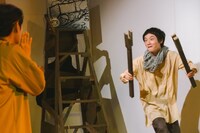 シラカン 第6回公演「蜜をそ削ぐ」より。（Photo by takaramahaya）