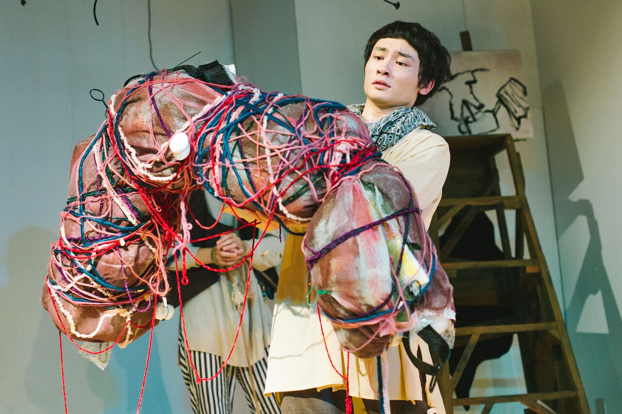 育むをテーマに“見えない成長”立ち上げる、シラカン「蜜をそ削ぐ」開幕