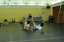 KAAT DANCE SERIES 2019 頭と口×Defracto「妖怪ケマメ：L'esprit des haricots poilus」稽古の様子。