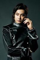 畠山遼扮するオスカー・フォン・ロイエンタール。