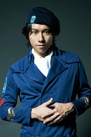 伊勢大貴扮するダスティ・アッテンボロー。