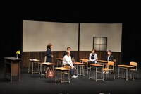老いのプレーパーク 発表公演「老人ハイスクールDX」稽古の様子。