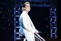 ミュージカル「ラヴズ・レイバーズ・ロスト -恋の骨折り損-」より。