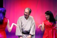 劇団印象-indian elephant- 第24回公演「瘋癲老人日記」より。（撮影：菅原康太）