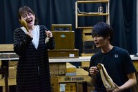 「ザ・フォーリナー The Foreigner」稽古場公開より。