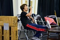 「ザ・フォーリナー The Foreigner」稽古場公開より。