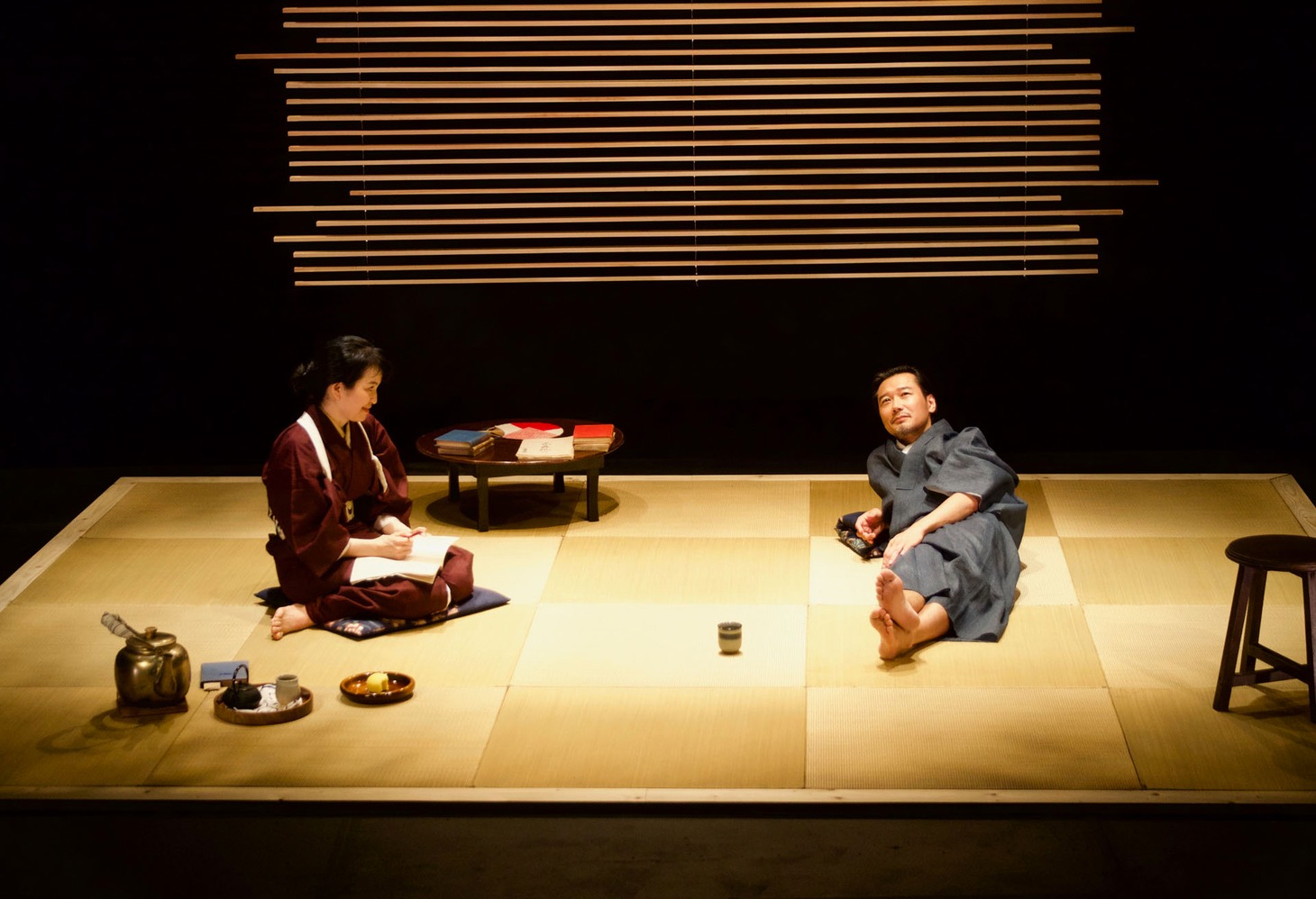 青年団「走りながら眠れ」より。