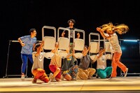 劇団子供鉅人 本公演ニューカウントvol.10 「不発する惑星」より。（撮影：橋本大和）