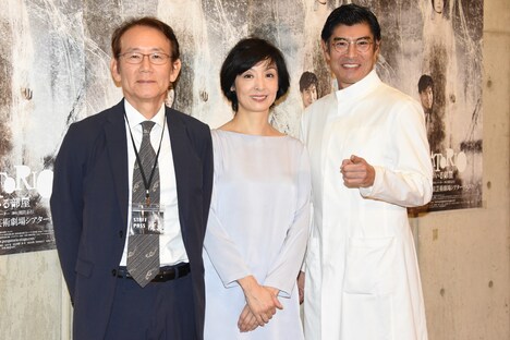 「PURGATORIO(プルガトリオ)-あなたと私のいる部屋-」囲み取材より。左から周防正行、草刈民代、高嶋政宏。