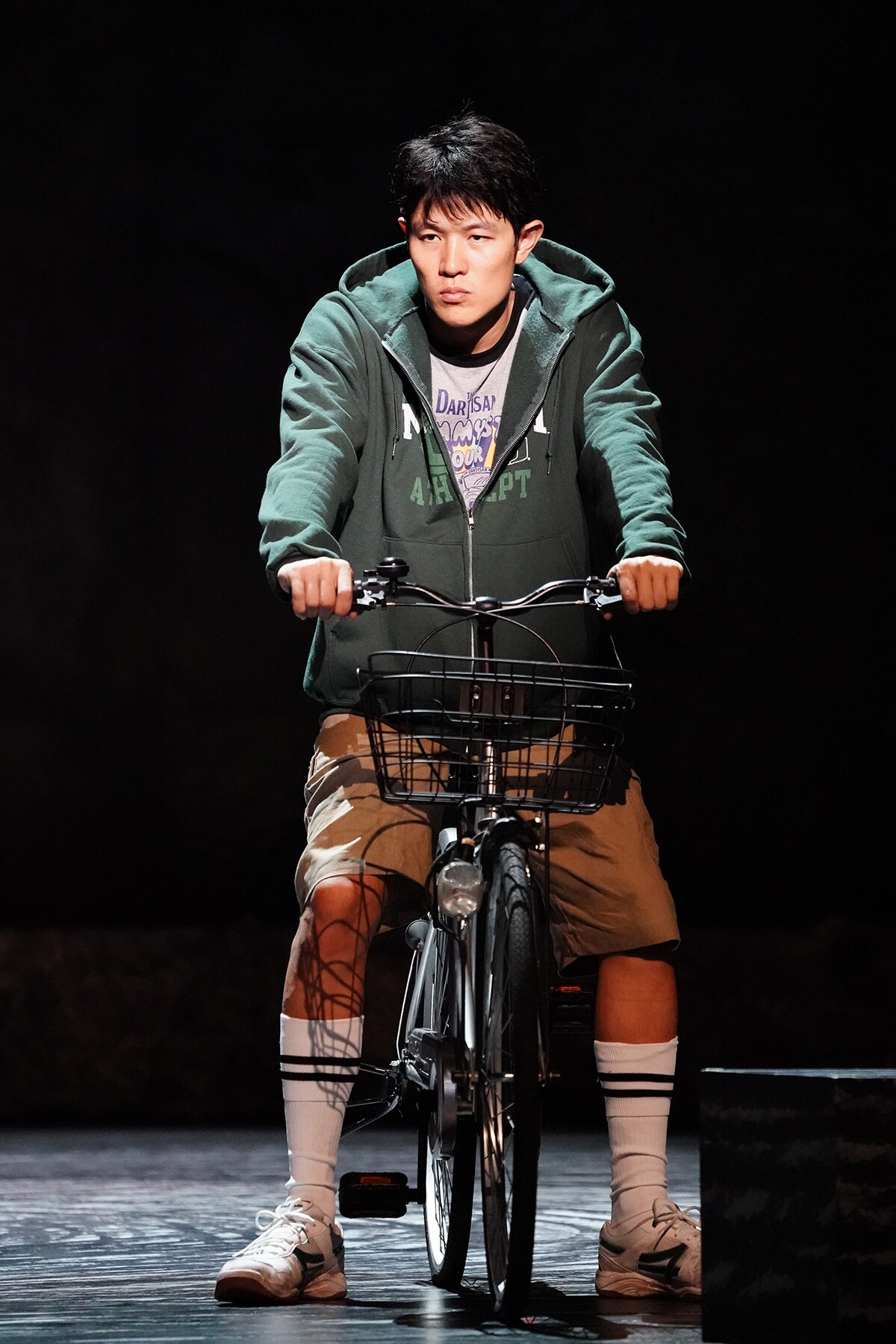 藤原竜也の“少年らしい魅力”と鈴木亮平の“二面性”を「渦が森団地の