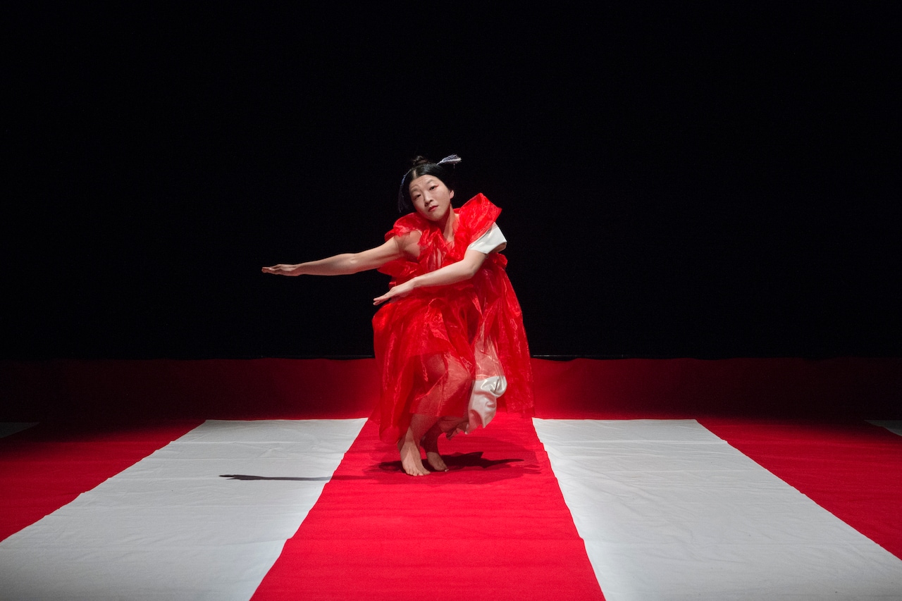 2017年に上演された「娘道成寺」より。（撮影：東直子）