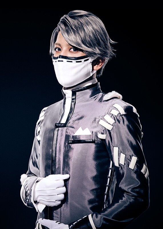 平井雄基扮する納棺師（イソップ・カール）。 - 「Identity V STAGE