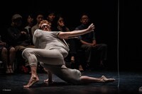 東京芸術祭2019 芸劇オータムセレクション デューダ・パイヴァ カンパニー初来日公演「BLIND」より。（photo by bozzo）