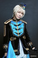 上仁樹扮する皐月葵。