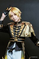 澤邊寧央扮する師走駆。