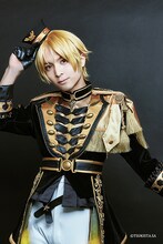 澤邊寧央扮する師走駆。