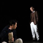 駆け引きの結末は…、6人の俳優と“支配”構造描く「男たちの中で」開幕