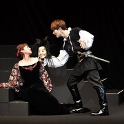 KIM YONGSEOKら出演「ハムレット」開幕、演出の藤間勘十郎「“かぶく”精神で」