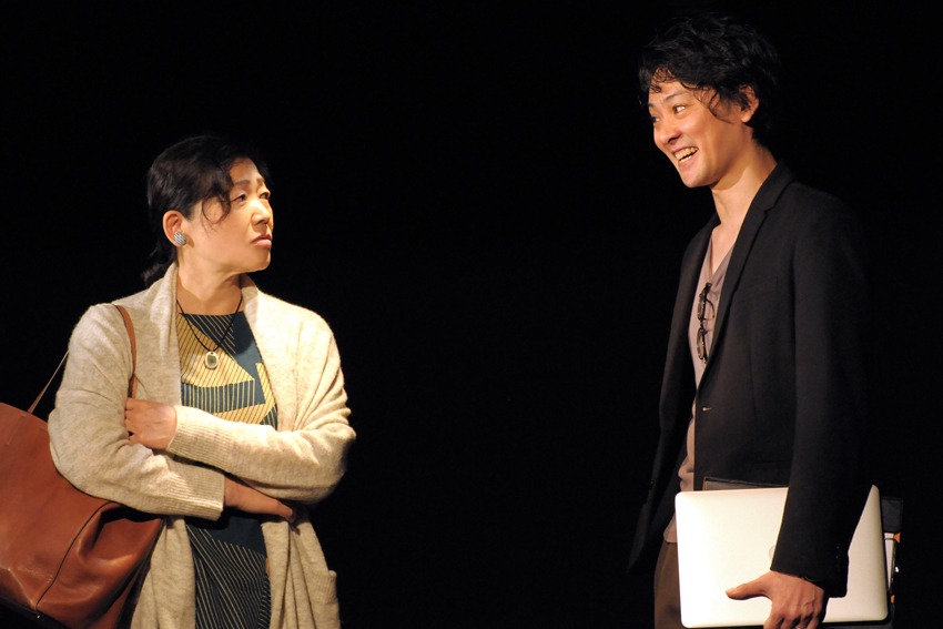 劇団青年座 第239回公演「東京ストーリー」より。（撮影：坂本正郁）