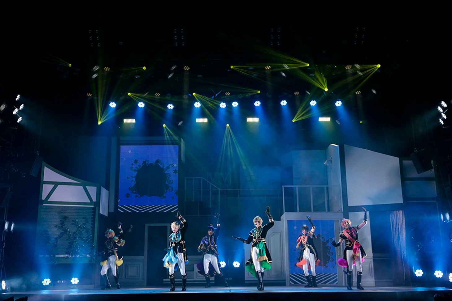 「2.5次元ダンスライブ『ツキウタ。』ステージ 第9幕『しあわせあわせ』」より。