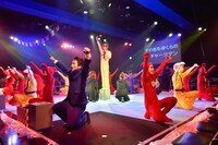 「LIVEミュージカル演劇『チャージマン研！』」より。（撮影：鏡田伸幸）