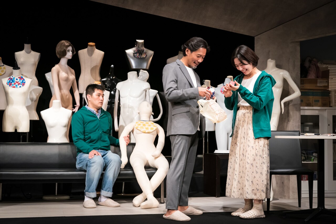 MONO「怠惰なマネキン」より。（撮影：齋梧伸一郎）