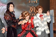 ミュージカル「ダンス オブ ヴァンパイア」初日前会見より。左から山口祐一郎、神田沙也加、相葉裕樹。