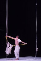 マニュエル・ロドリゲス「Body on Paper」より。(c)Álvaro Serrano Sierra