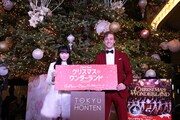 左から本田望結、サム・ハーヴィー。(撮影:ヒダキトモコ)