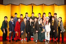 「博多座開場20周年記念 AKB48グループ特別公演」囲み取材より。