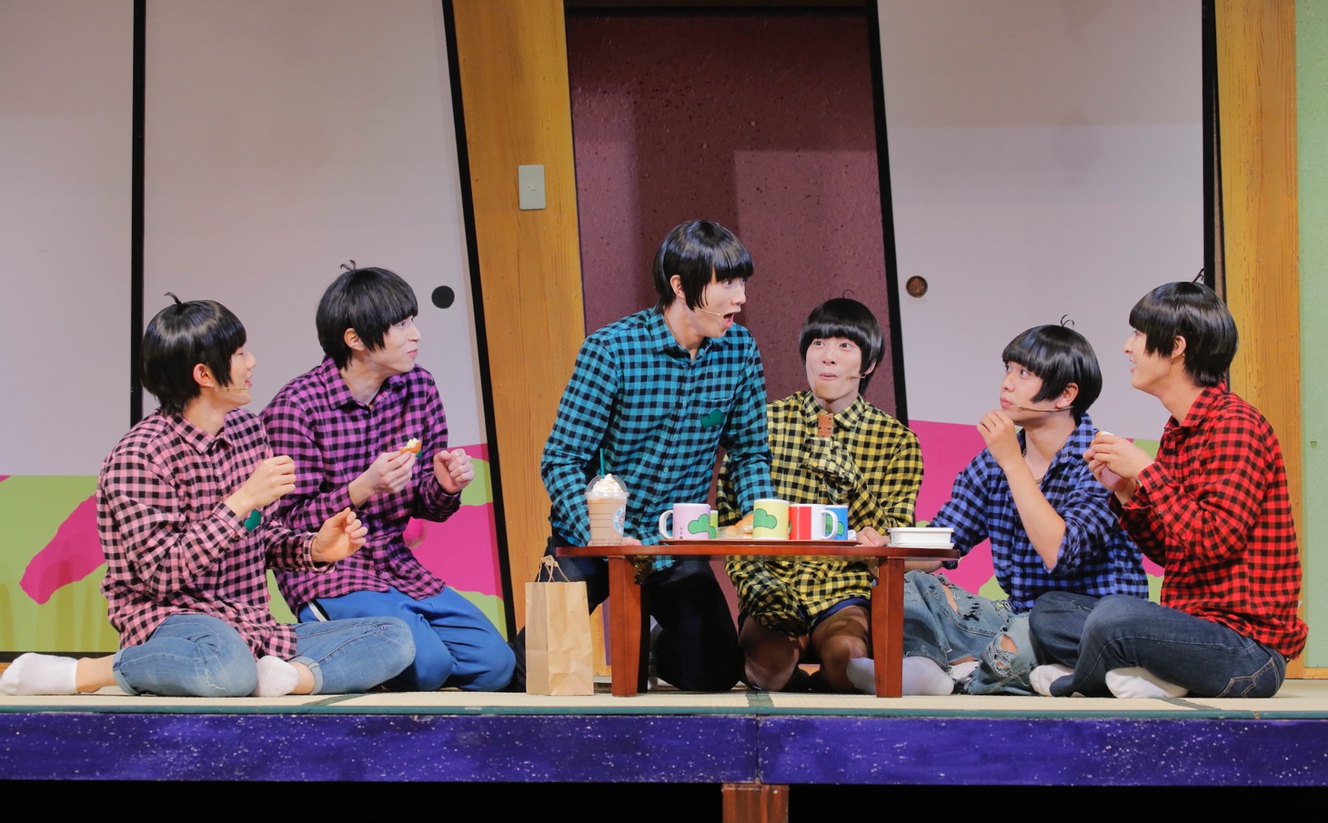 喜劇「おそ松さん」より。(c)赤塚不二夫／喜劇「おそ松さん」製作委員会2018