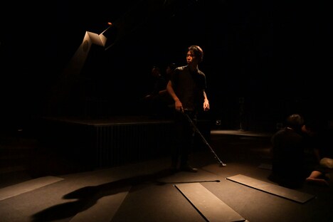 コトリ会議「セミの空の空」より。