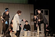 ミュージカル「（愛おしき）ボクの時代」より。（撮影：岡千里）