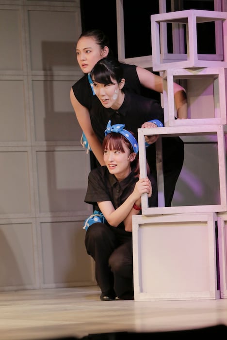 ミュージカル「（愛おしき）ボクの時代」より。（撮影：岡千里）