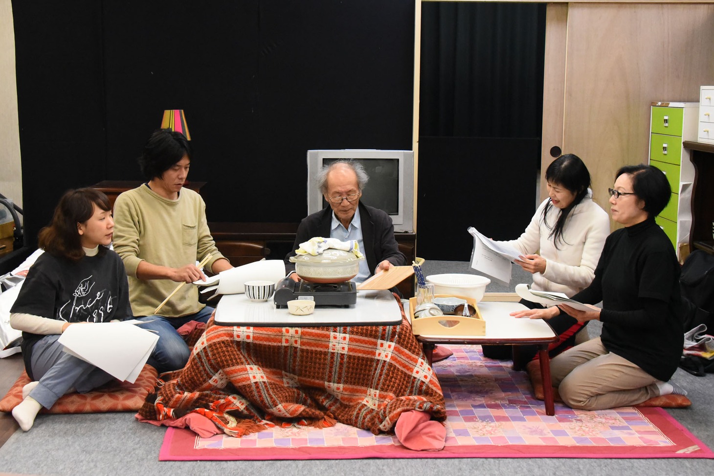 穂の国とよはし芸術劇場PLATプロデュース「荒れ野」稽古場より。