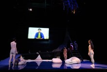 鳥公園 #15「終わりにする、一人と一人が丘」より。