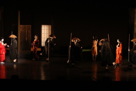 大駱駝艦・天賦典式「のたれ●」より。(撮影:川島浩之)