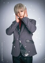 榊原徹士扮する神楽坂四季。