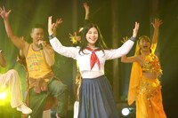 劇団鹿殺し「傷だらけのカバディ」より。（撮影：和田咲子）