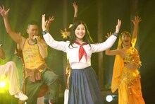 劇団鹿殺し「傷だらけのカバディ」より。（撮影：和田咲子）