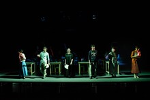 飛ぶ劇場 Vol.41「ハッピー、ラブリー、ポリティカル」より。（撮影：ふじまつたえこ）