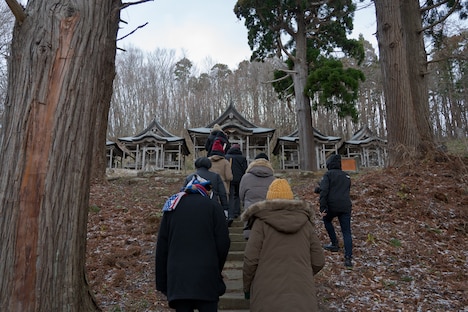 「東京キャラバン in 秋田」秋田県内(男鹿市)視察の様子(2018年)。(撮影:コンドウダイスケ)