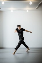 「アルディッティ弦楽四重奏団×小尻健太」兵庫・城崎国際アートセンターで行われたリハーサルの様子。(c)momoko japan