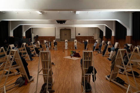 KAC Performing Arts Program 2019 / Contemporary Dance 相模友士郎「エイリアンズ」より。（撮影：守屋友樹 / 提供：京都芸術センター）