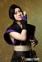 網代将悟扮する綱手のビジュアル。