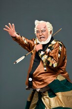 「神霊矢口渡」より、尾上松緑扮する渡し守頓兵衛。