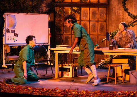 inseparable「変半身（かわりみ）」より（撮影：引地信彦）