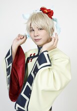 上仁樹扮する皐月葵。