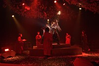 「本格文學朗読演劇 極上文學 第14弾『桜の森の満開の下』～孤独～」より。（撮影：鏡田伸幸）